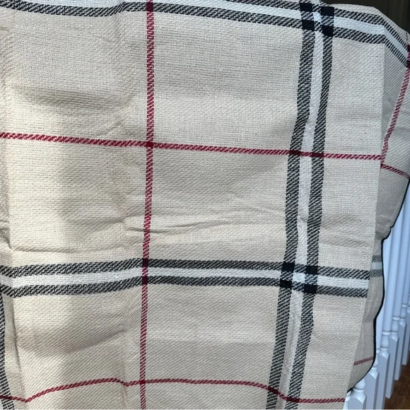 NWOT Costco Packable Outdoor Picnic Blanket Tan Black Red Plaid Nova Check - Picture 2 of 9